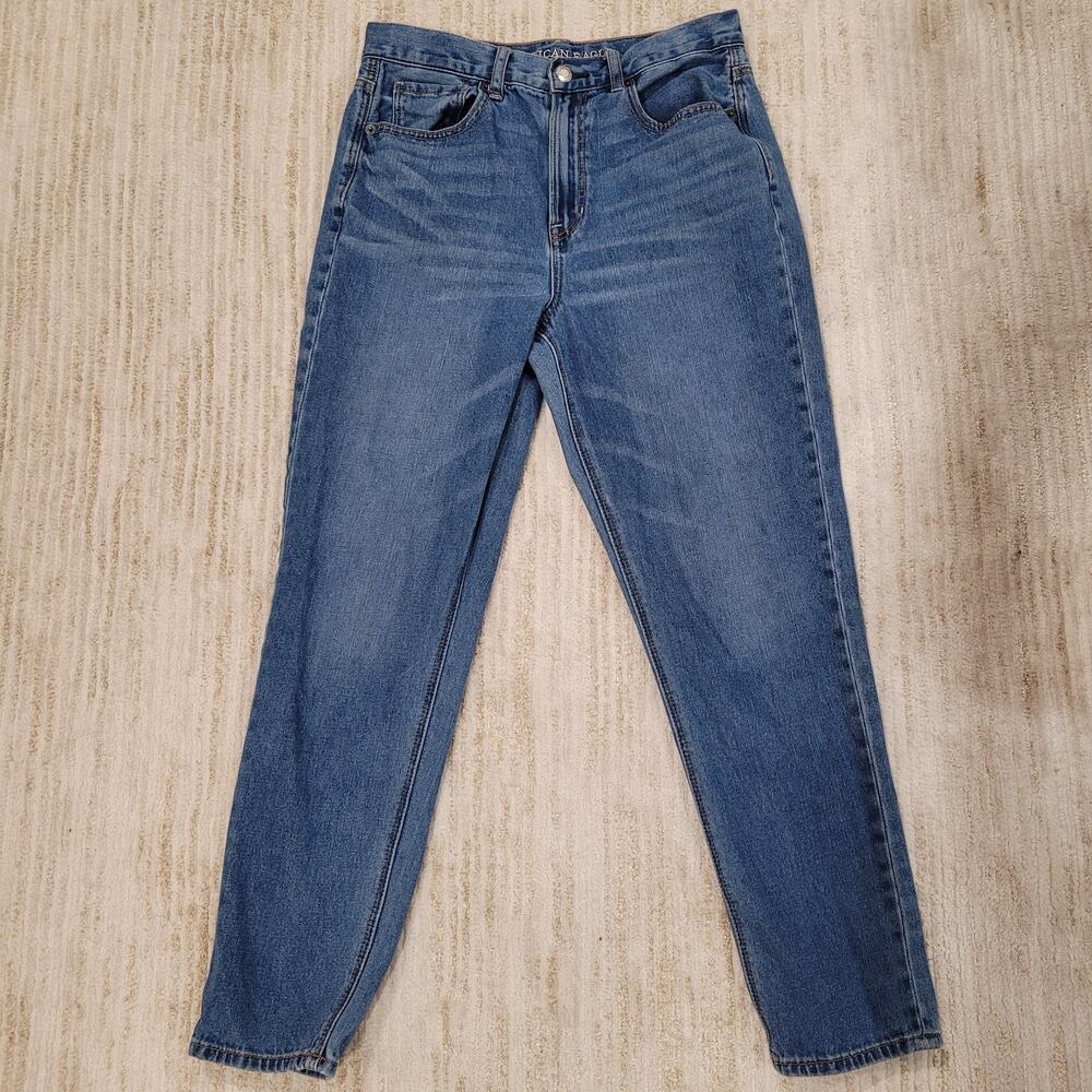 American Eagle Jeans Women’s Size 6 Mom Jean Mid Rise Straight Leg Blue Denim